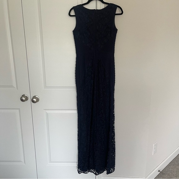 Tadashi Snoji  Lace V-Neck Gown With Pintuck Jersey Piping Navy - Picture 4 of 10